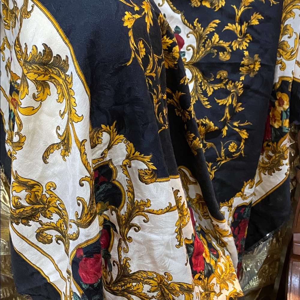 Floral Medallion Baroque Print Top in Black, Red & Gold 45 x 42 inch - Picture 2 of 5